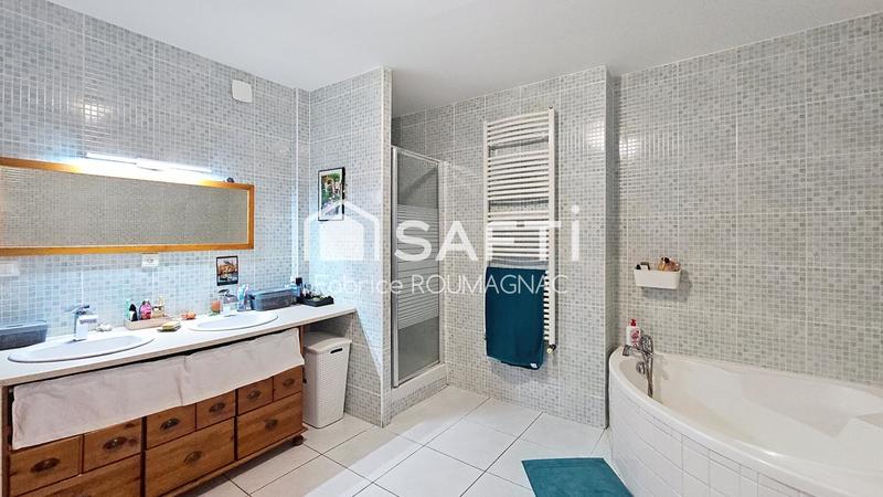 Maison - 170 m² - 6 pièces