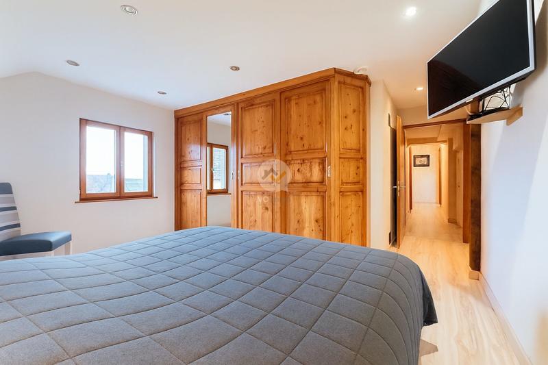 Maison traditionnelle - 94 m² - 3 pièces