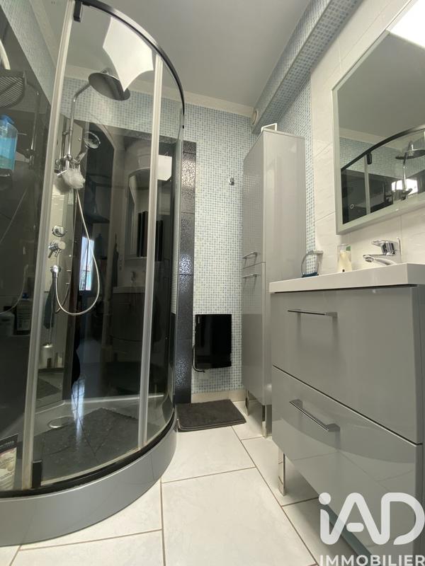 Maison - 167 m² - 8 pièces