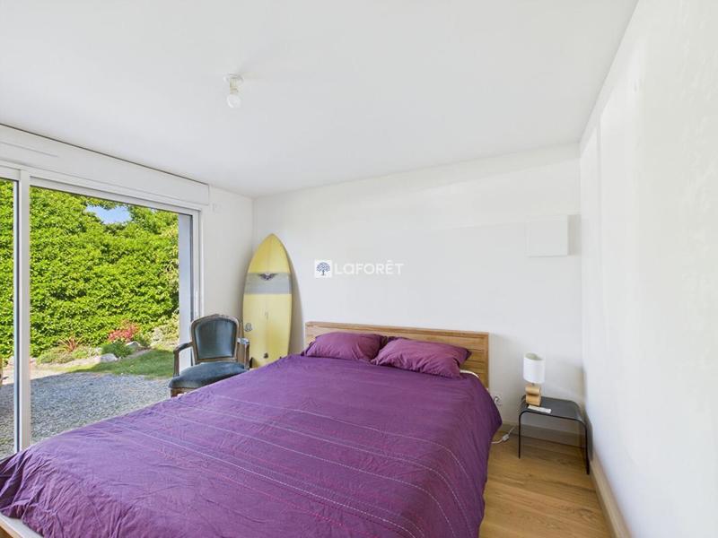 Maison - 180 m² - 8 pièces