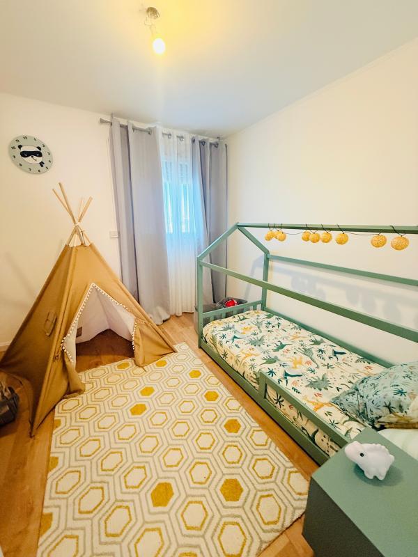 Appartement - 76 m² - 4 pièces