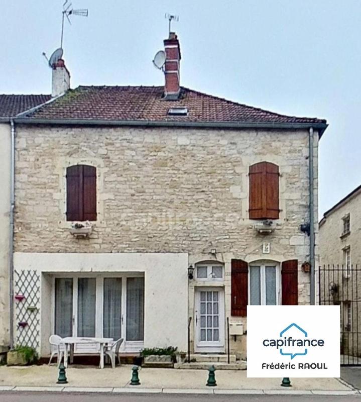 Maison de ville - 136 m² - 5 pièces