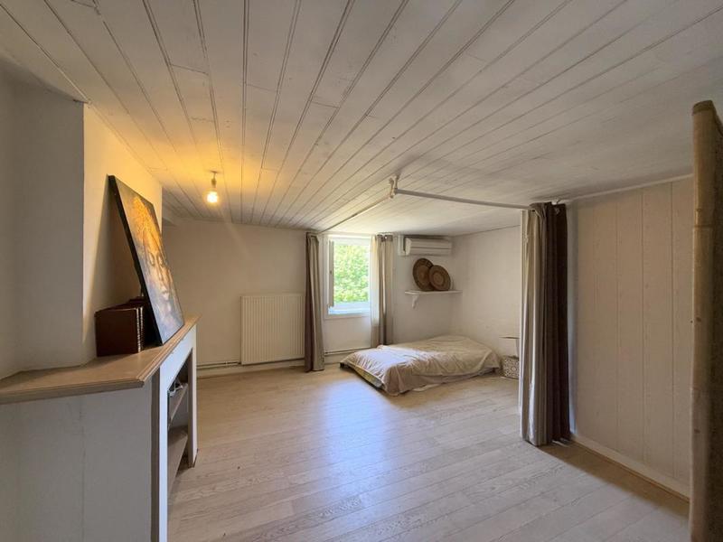 Maison - 231 m² - 6 pièces