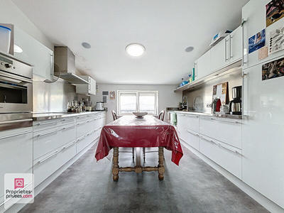 Appartement - 160 m² - 4 pièces