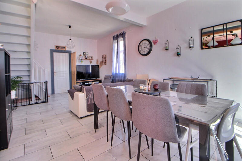 Maison - 130 m² - 7 pièces