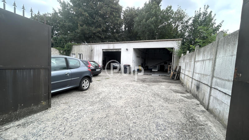 Cave / Box - 140 m²