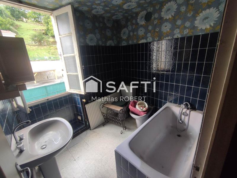 Maison - 138 m² - 7 pièces