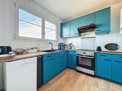 Appartement - 82 m² - 3 pièces