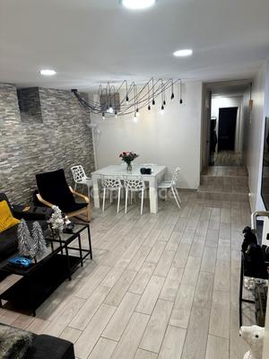 Appartement - 120 m² - 5 pièces