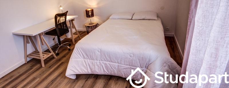 Chambre - 9 m² - 1 pièce