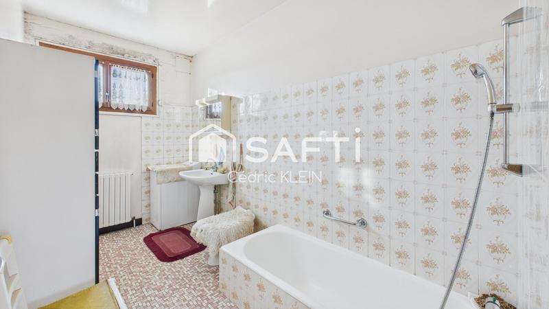 Maison - 93 m² - 4 pièces