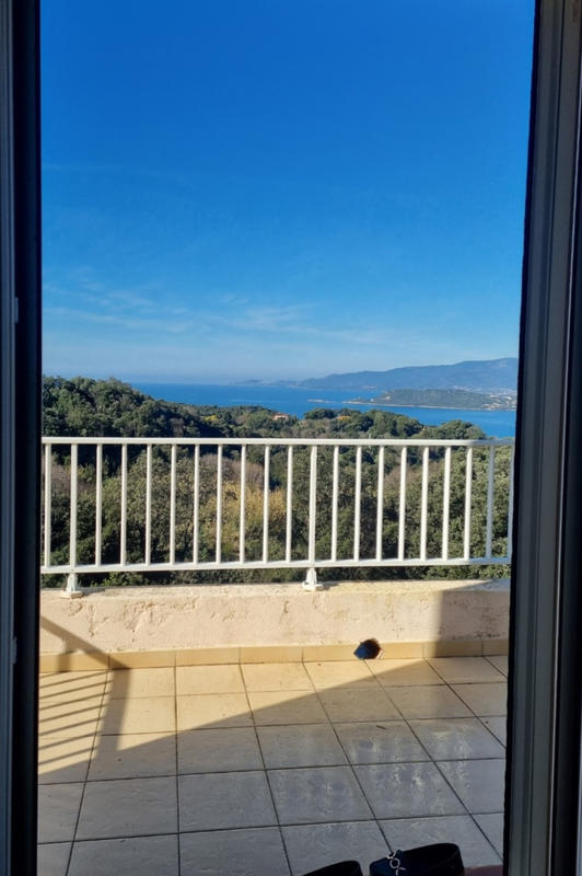 Villa - 270 m² - 10 pièces