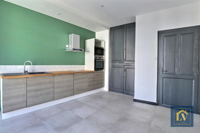 Appartement - 81 m² - 3 pièces