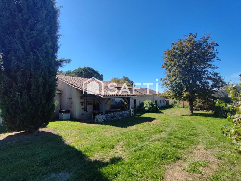 Maison - 375 m² - 13 pièces