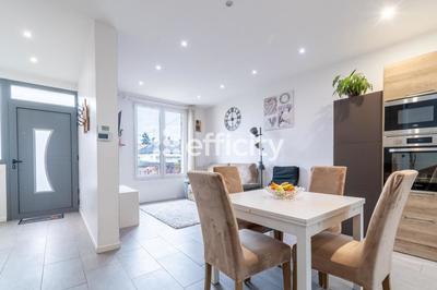 Pavillon - 60 m² - 4 pièces