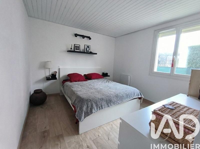 Maison - 213 m² - 8 pièces