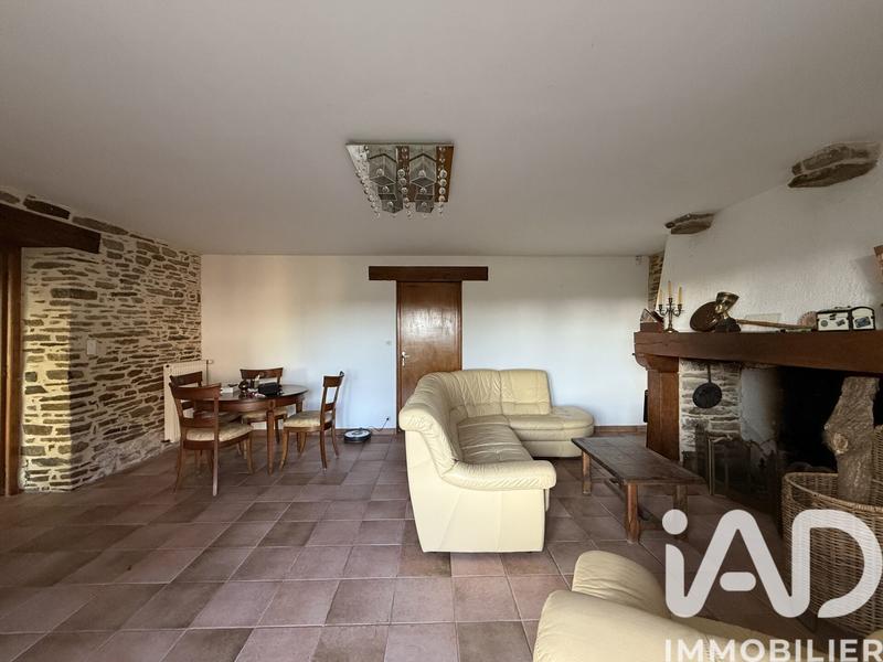 Maison - 347 m² - 7 pièces