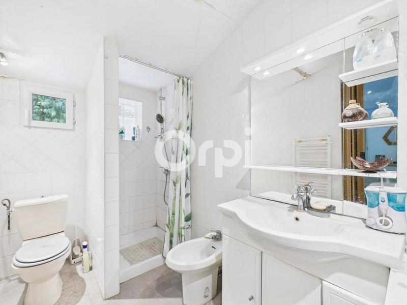 Maison - 286 m² - 7 pièces