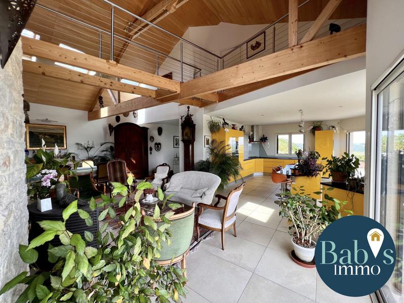 Maison contemporaine - 225 m² - 7 pièces