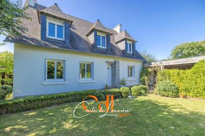 Maison - 167 m² - 7 pièces