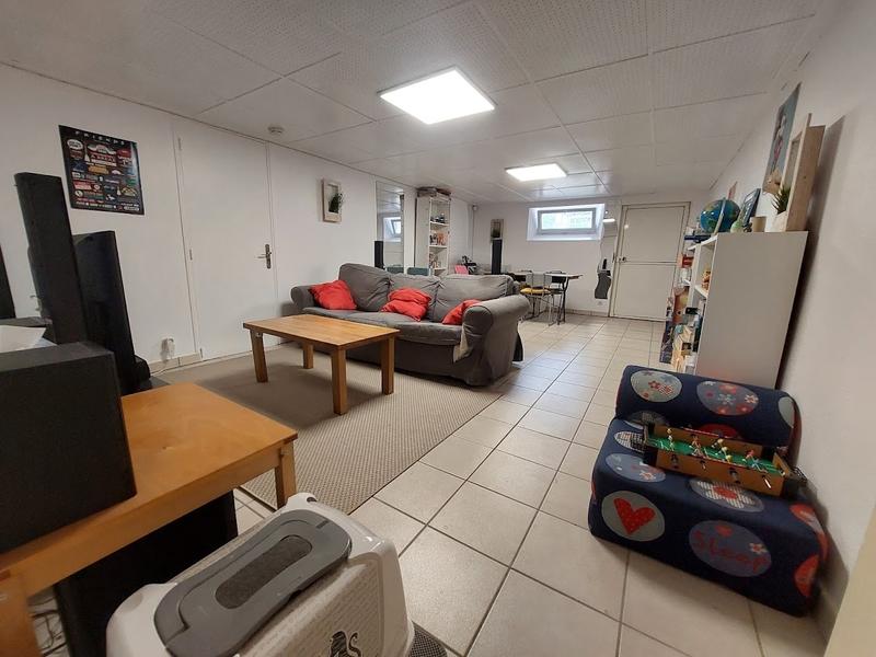 Maison - 143 m² - 6 pièces