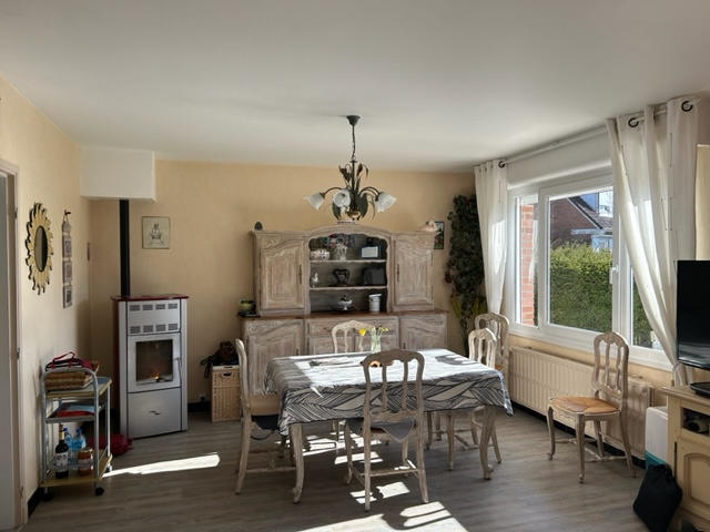 Maison - 100 m² - 6 pièces