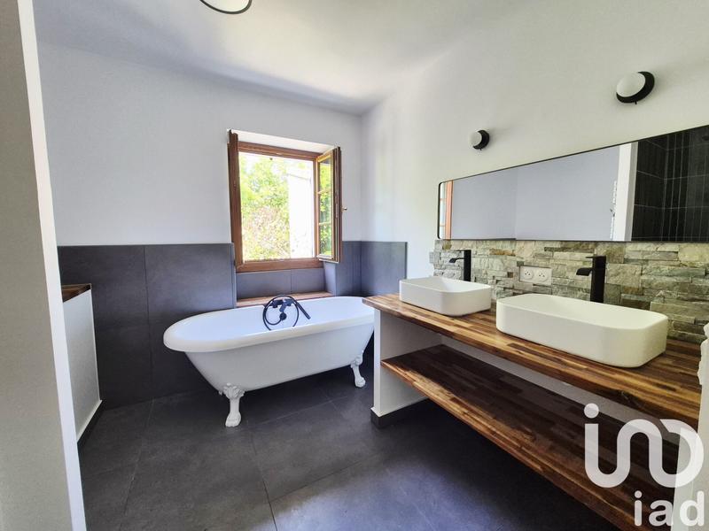 Maison - 134 m² - 6 pièces