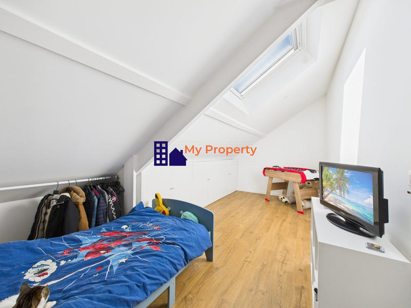 Maison - 125 m² - 7 pièces