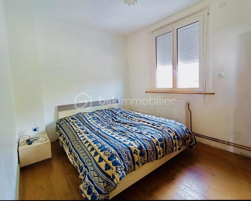 Maison traditionnelle - 67 m² - 5 pièces