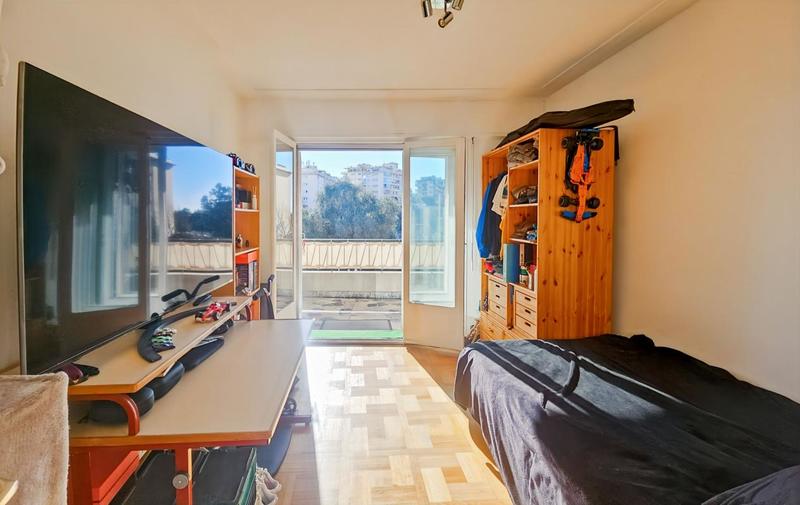 Appartement - 107 m² - 3 pièces