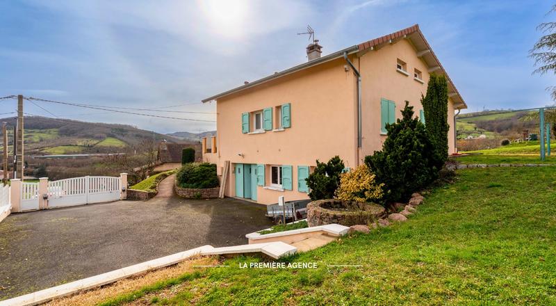 Maison - 96 m² - 4 pièces