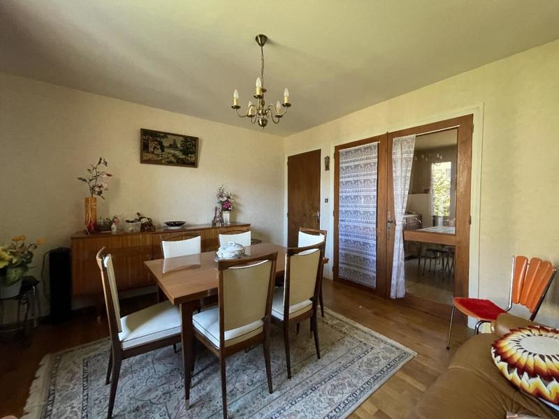 Maison - 95 m² - 6 pièces