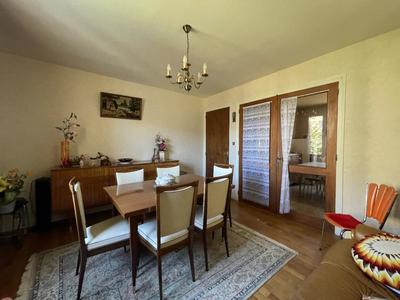 Maison - 95 m² - 6 pièces