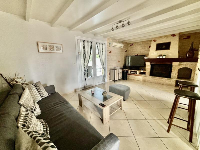 Maison traditionnelle - 188 m² - 6 pièces