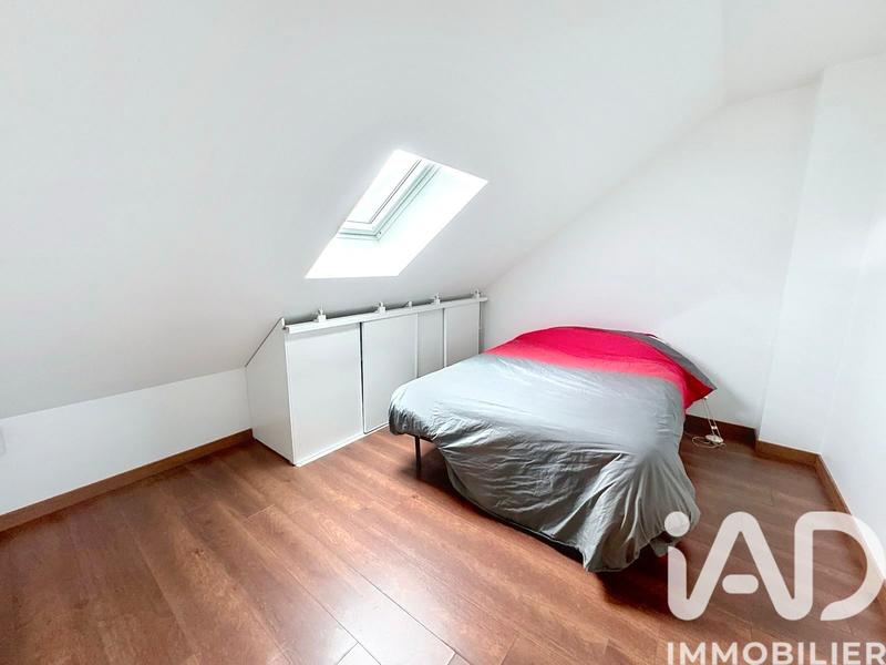 Maison - 122 m² - 7 pièces