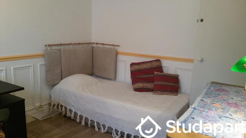 Chambre - 12 m² - 1 pièce