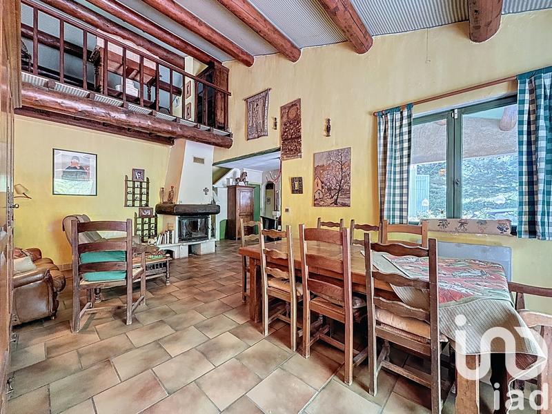 Maison - 170 m² - 5 pièces