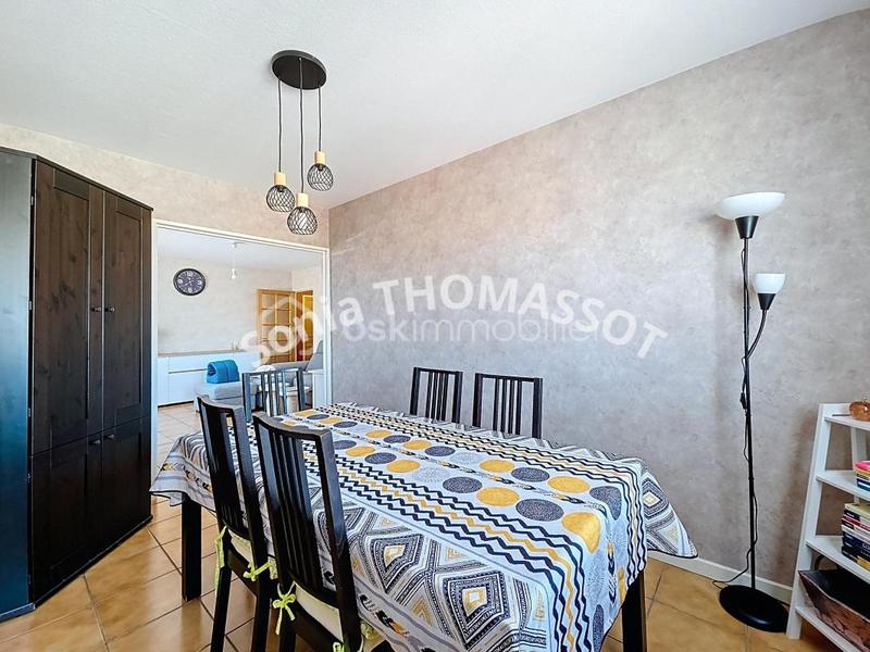 Appartement - 83 m² - 5 pièces