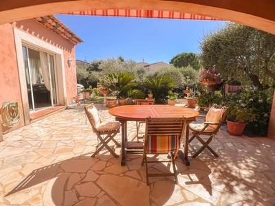 Villa - 174 m² - 6 pièces