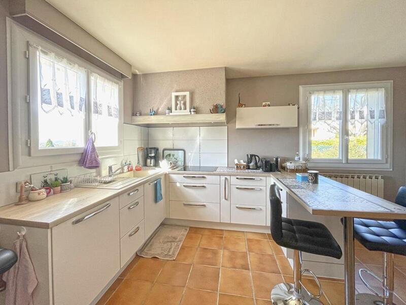 Maison - 121 m² - 6 pièces