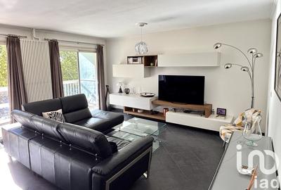 Appartement - 82 m² - 3 pièces