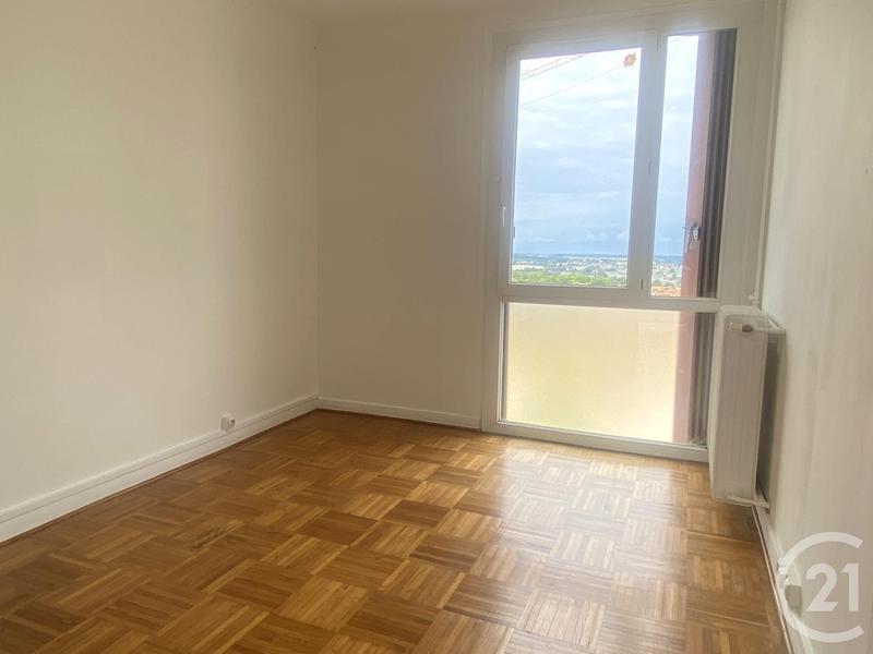 Appartement - 77 m² - 4 pièces