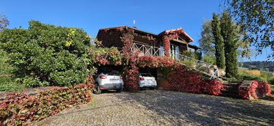 Maison - 228 m² - 7 pièces