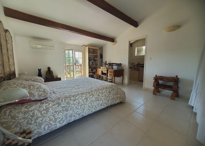 Maison - 121 m² - 5 pièces