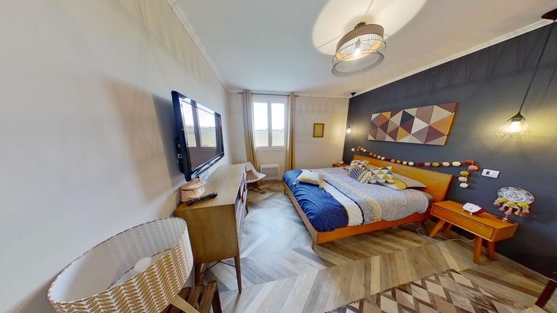 Maison - 200 m² - 6 pièces