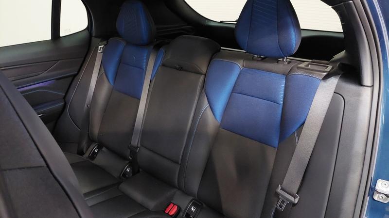 Lynk &amp; Co 01 1.5 261ch Hybride Rechargeable