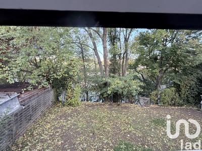 Maison - 150 m² - 10 pièces