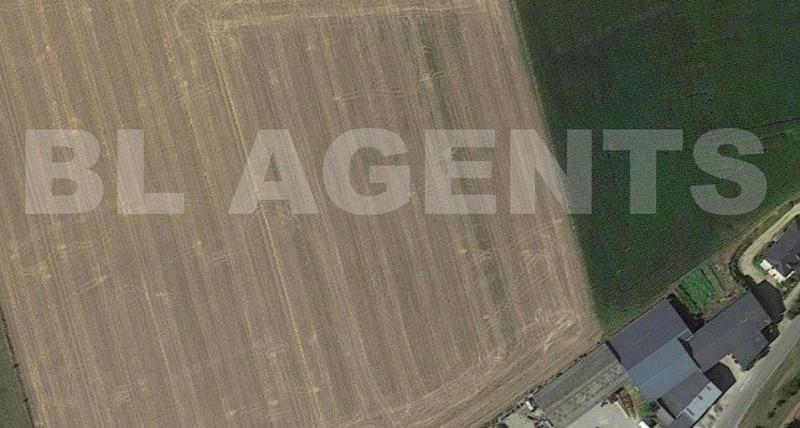 Terrain - 24 500 m²