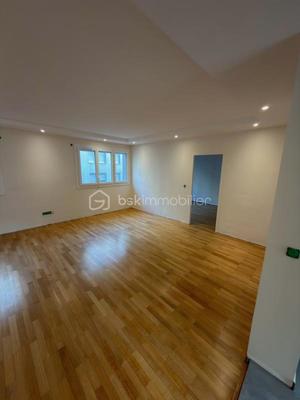 Appartement - 78 m² - 4 pièces