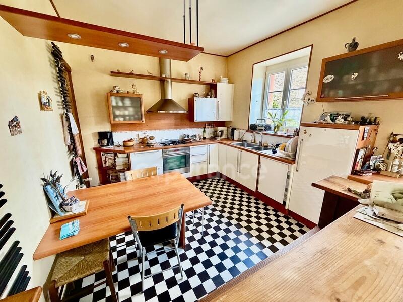 Maison de maîtres - 194 m² - 8 pièces